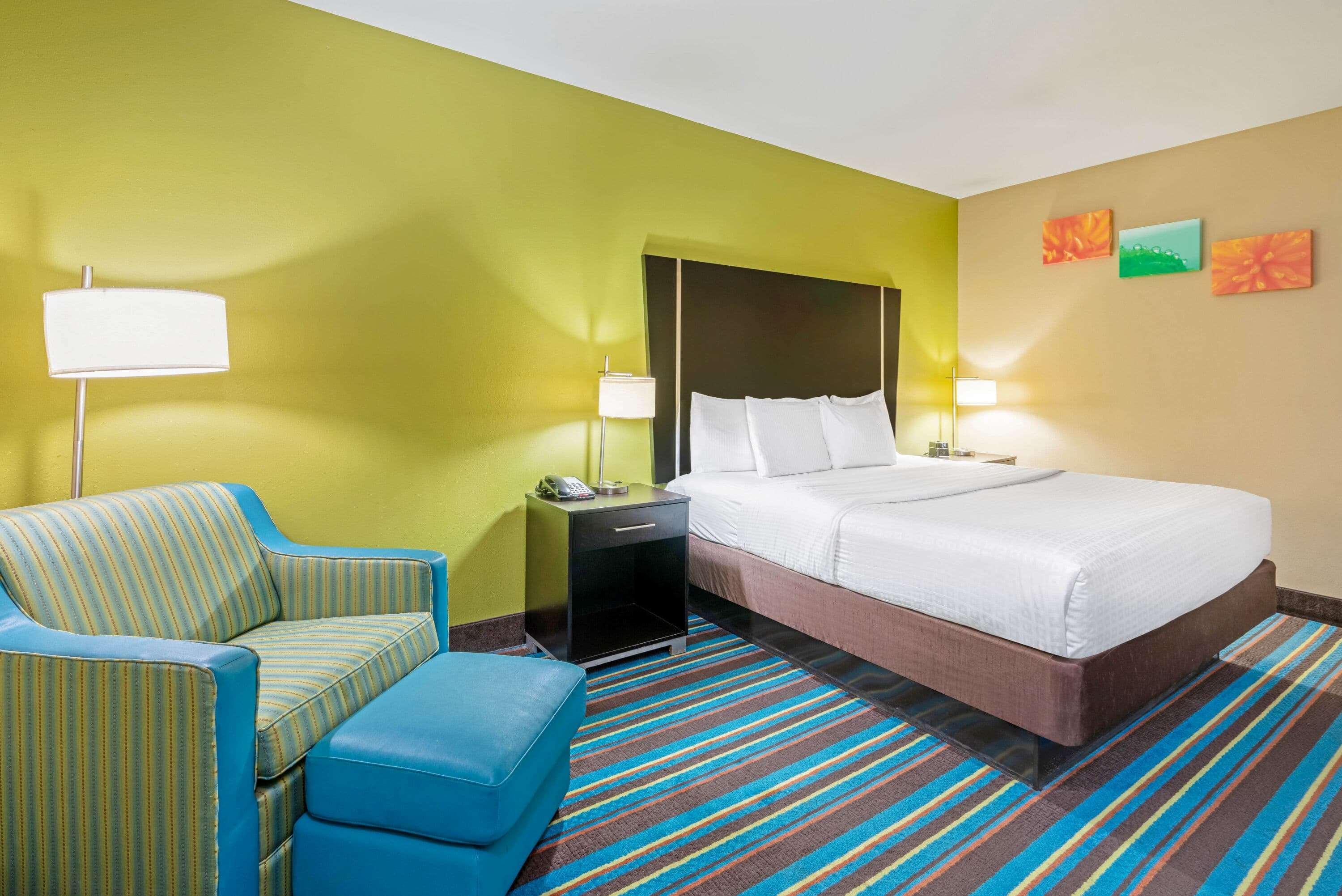 La Quinta By Wyndham Muskogee Hotel Bagian luar foto
