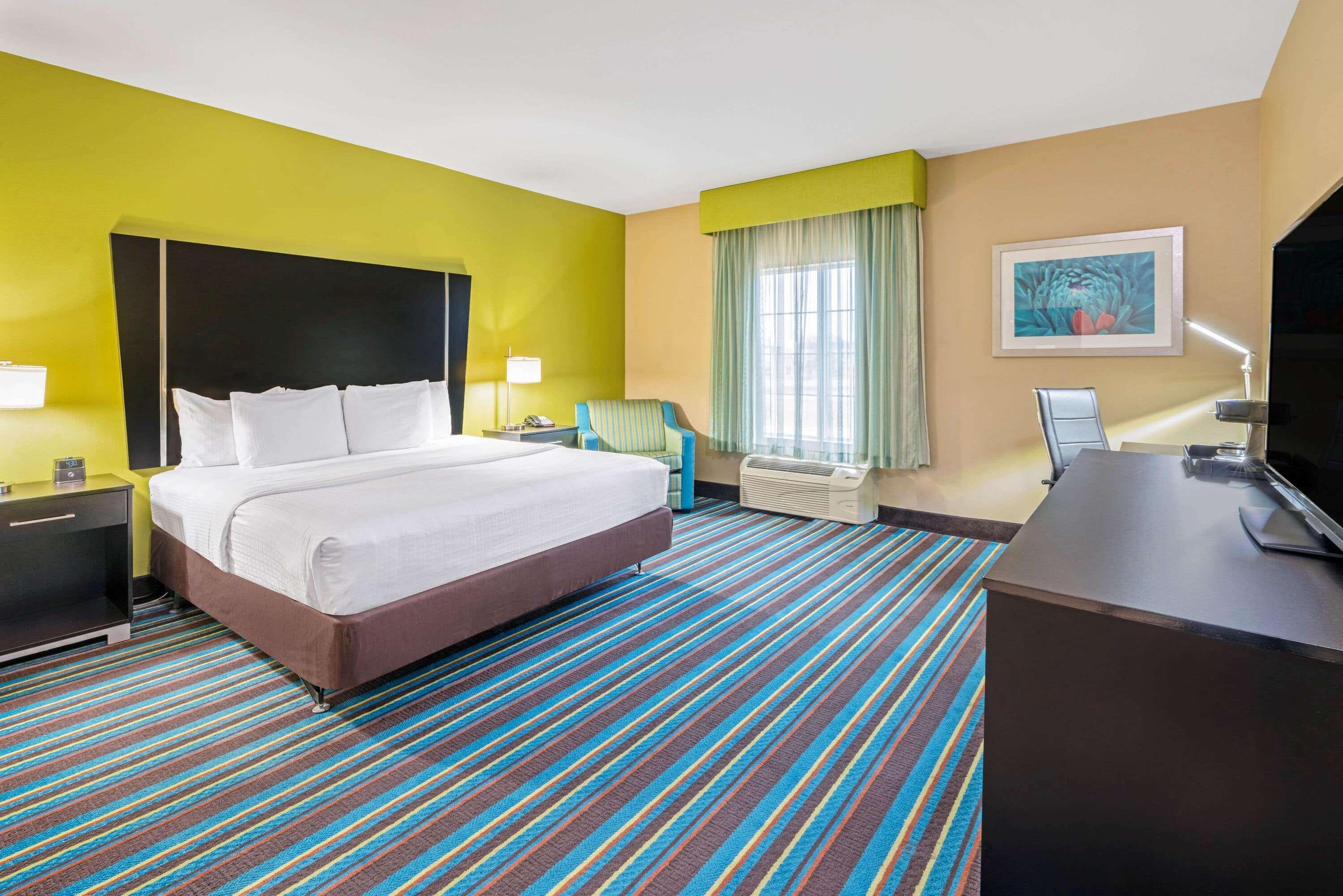 La Quinta By Wyndham Muskogee Hotel Bagian luar foto