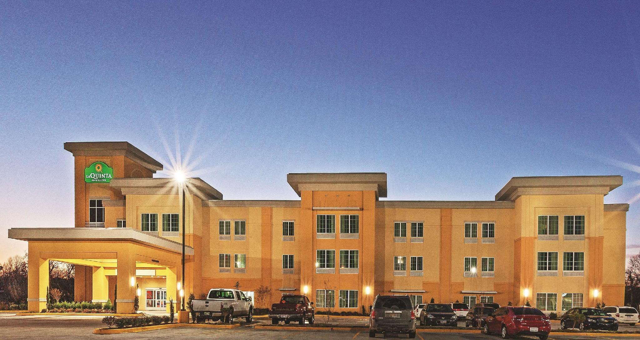 La Quinta By Wyndham Muskogee Hotel Bagian luar foto