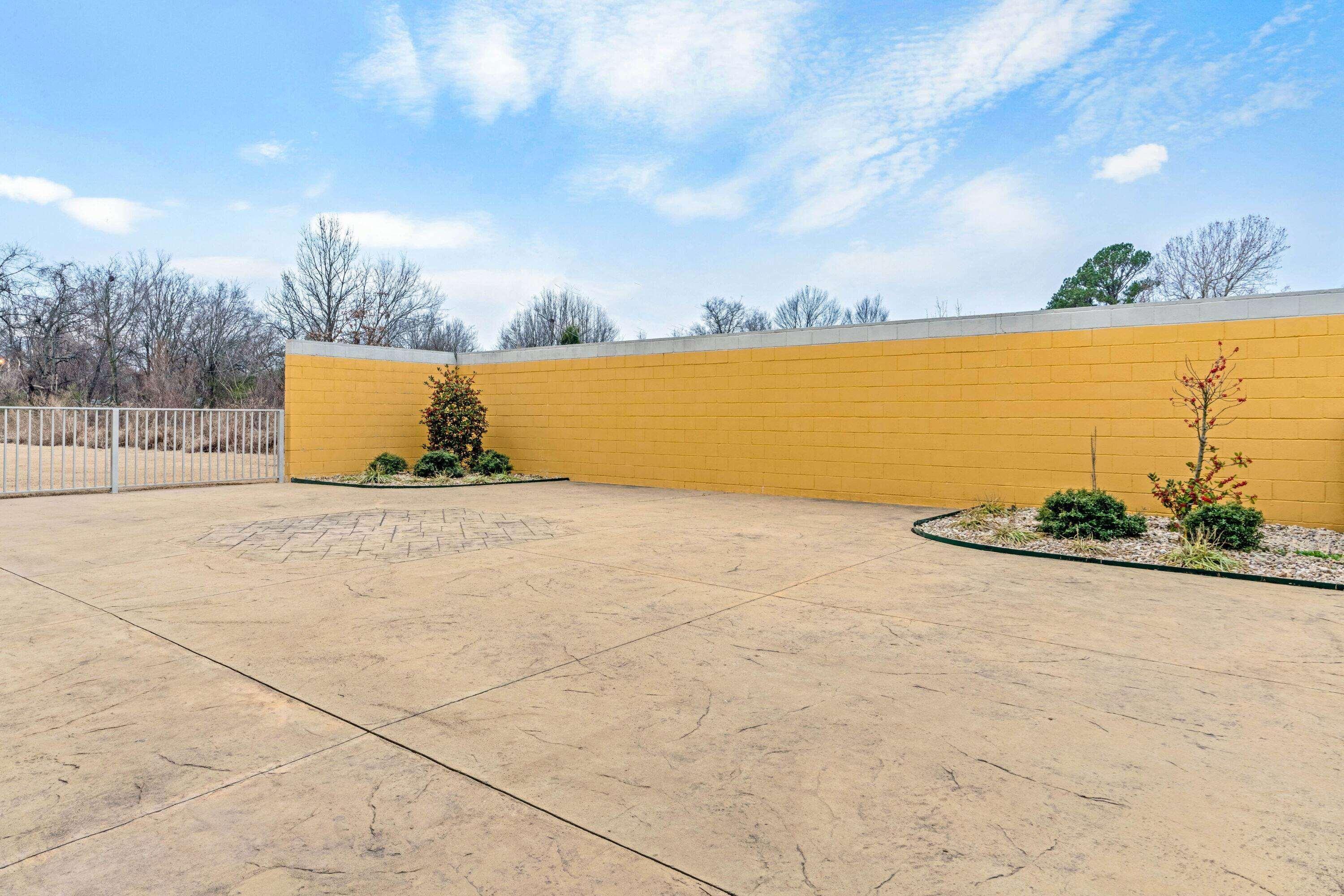 La Quinta By Wyndham Muskogee Hotel Bagian luar foto