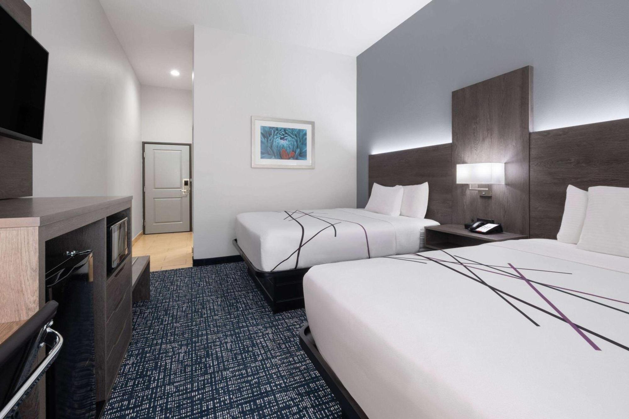 La Quinta By Wyndham Muskogee Hotel Bagian luar foto